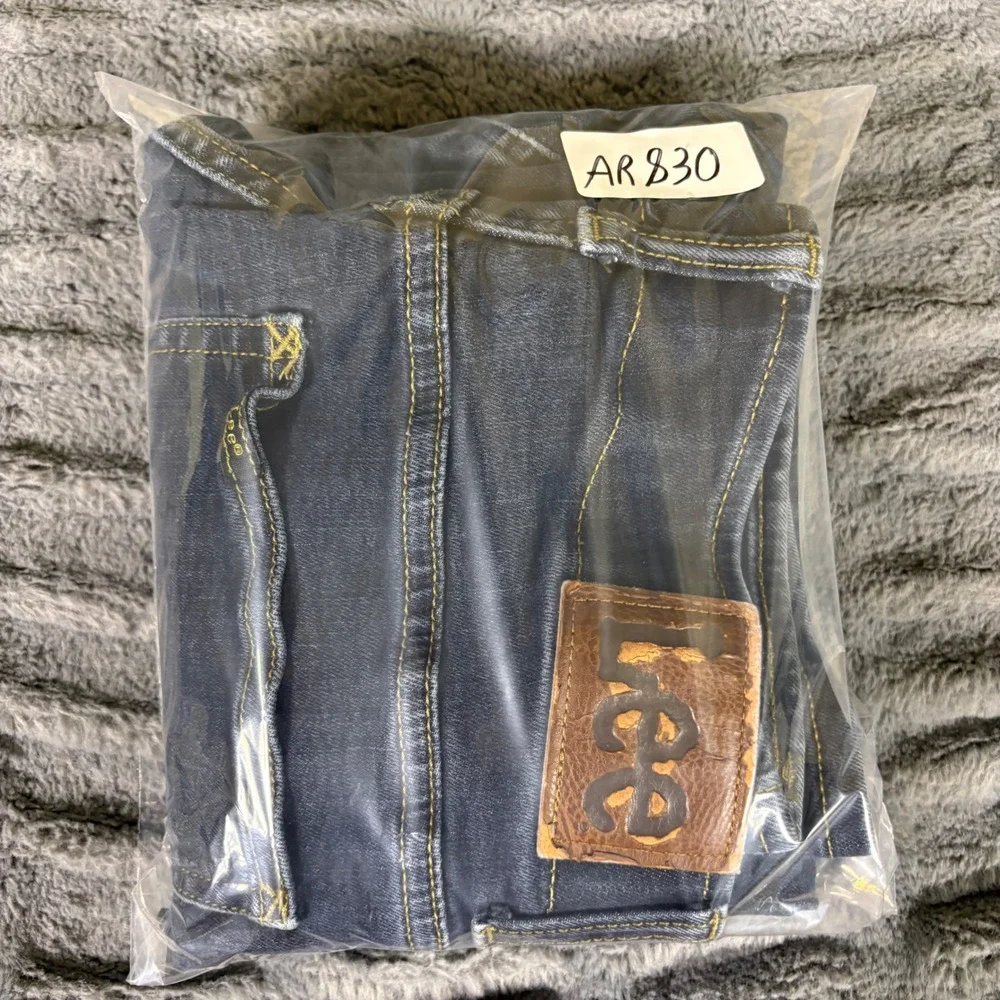 Lee measurements waist
